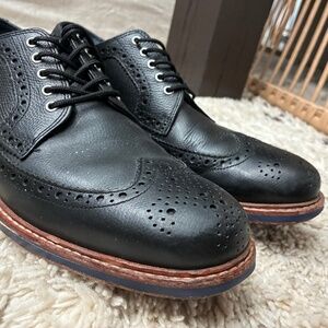 Cole Haan men's size 9.5 oxfords black and royal blue